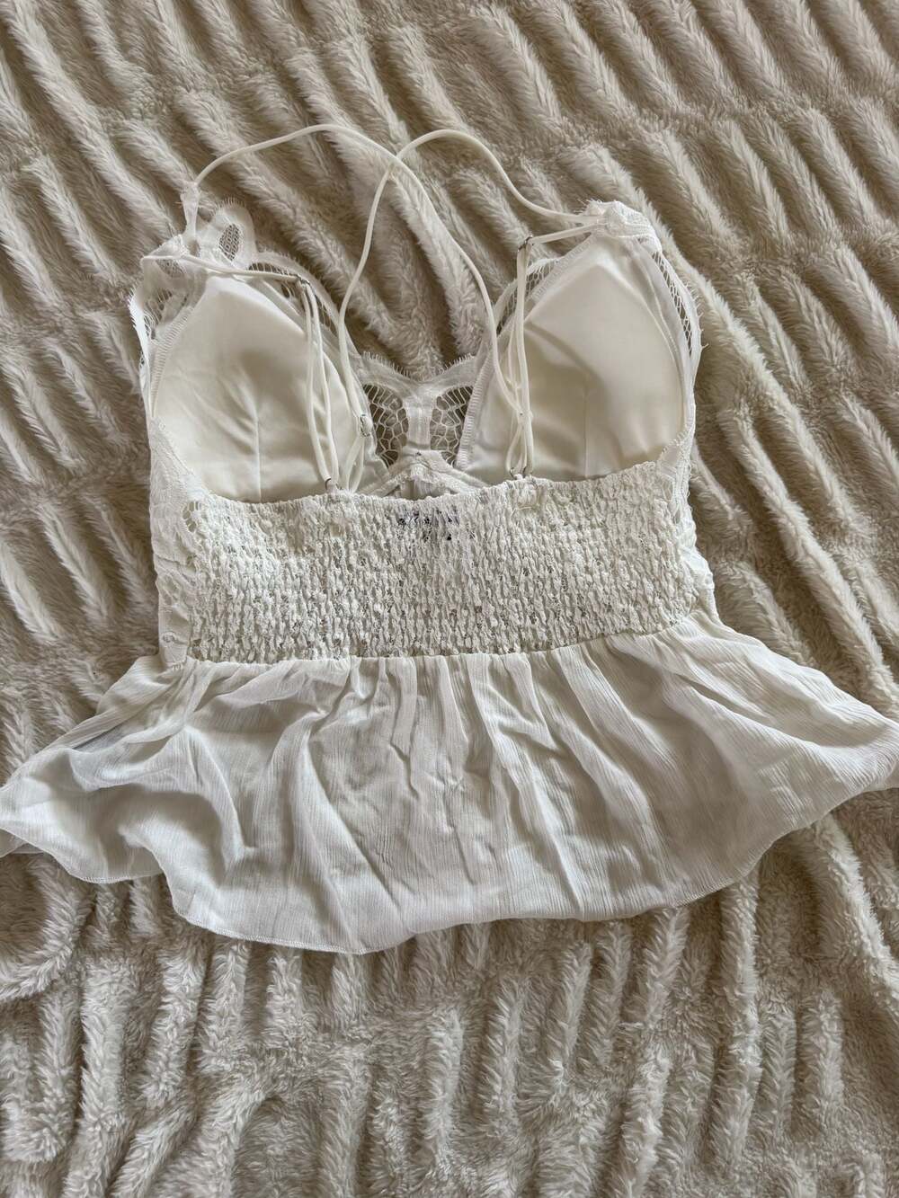 Set of 2 Lace Tops | Large - Picture 6 of 8
